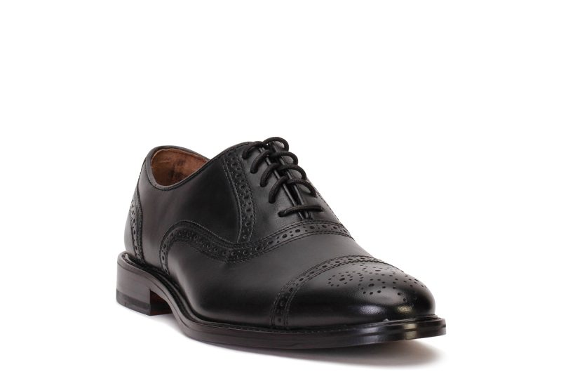 johnston murphy daley 152820 21 oxford shoes wingtip right main 2000x 8bc10692 7b15 4030 85b3 c6afc01c994a